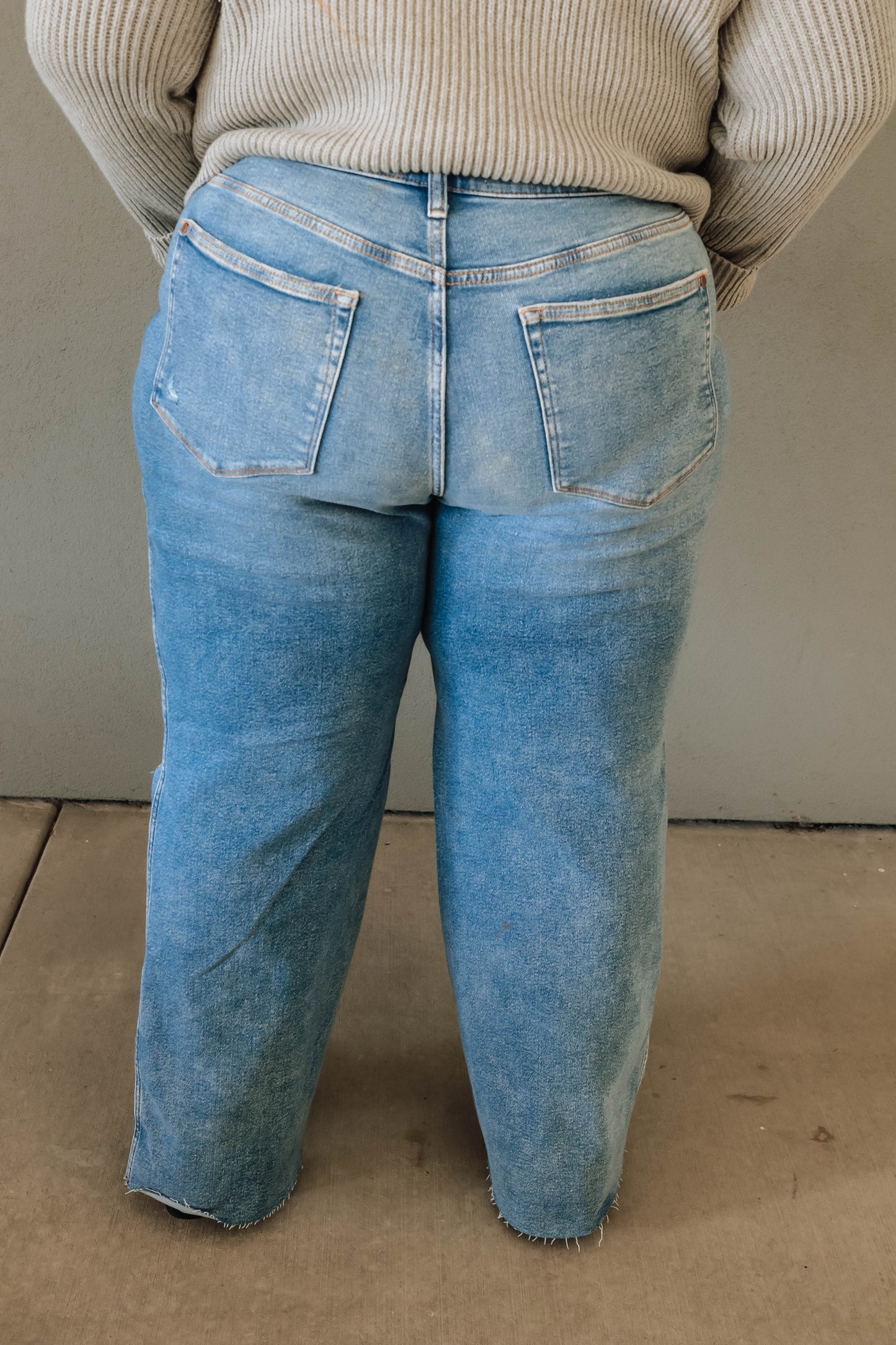 Judy Blue Medium Wash Wide Leg - Curvy