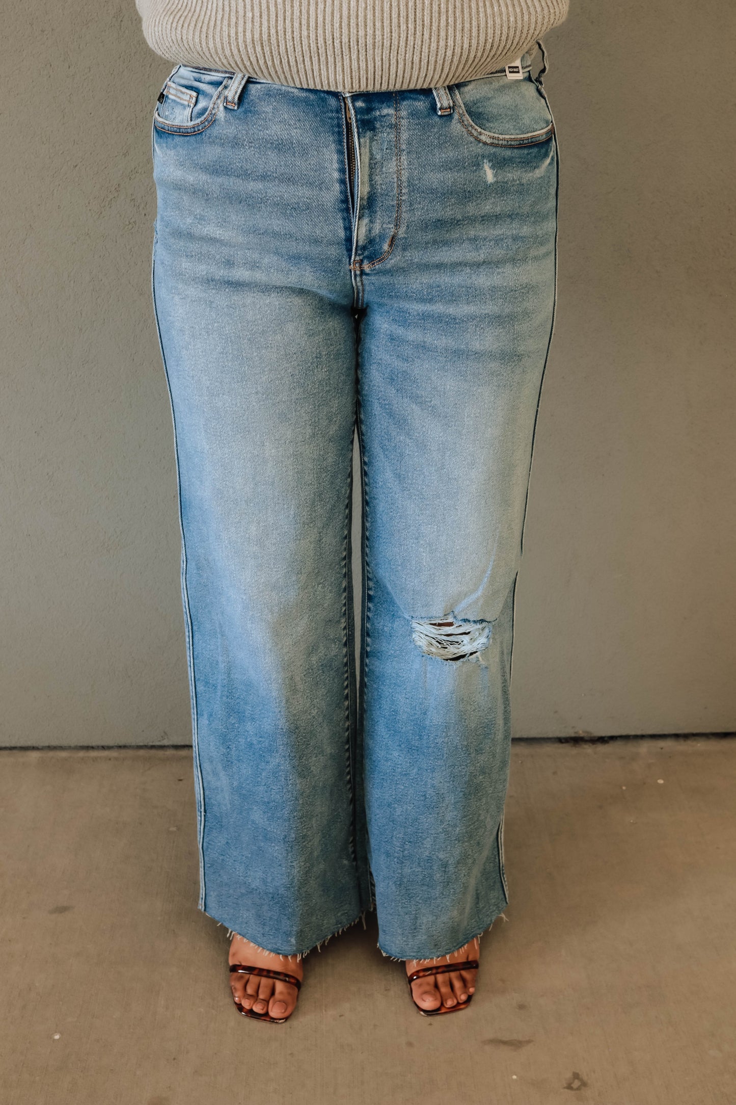 Judy Blue Medium Wash Wide Leg