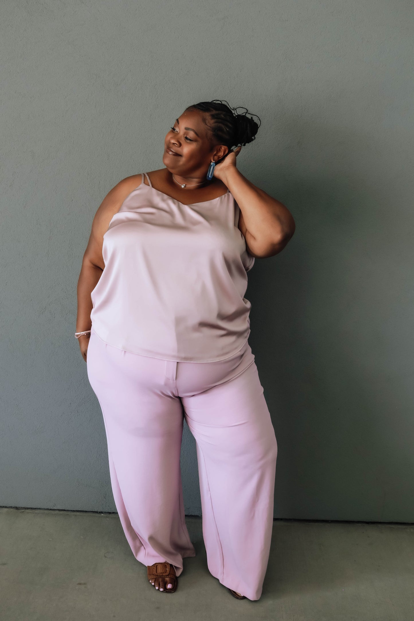 The Sora Pants Curvy- Lavender