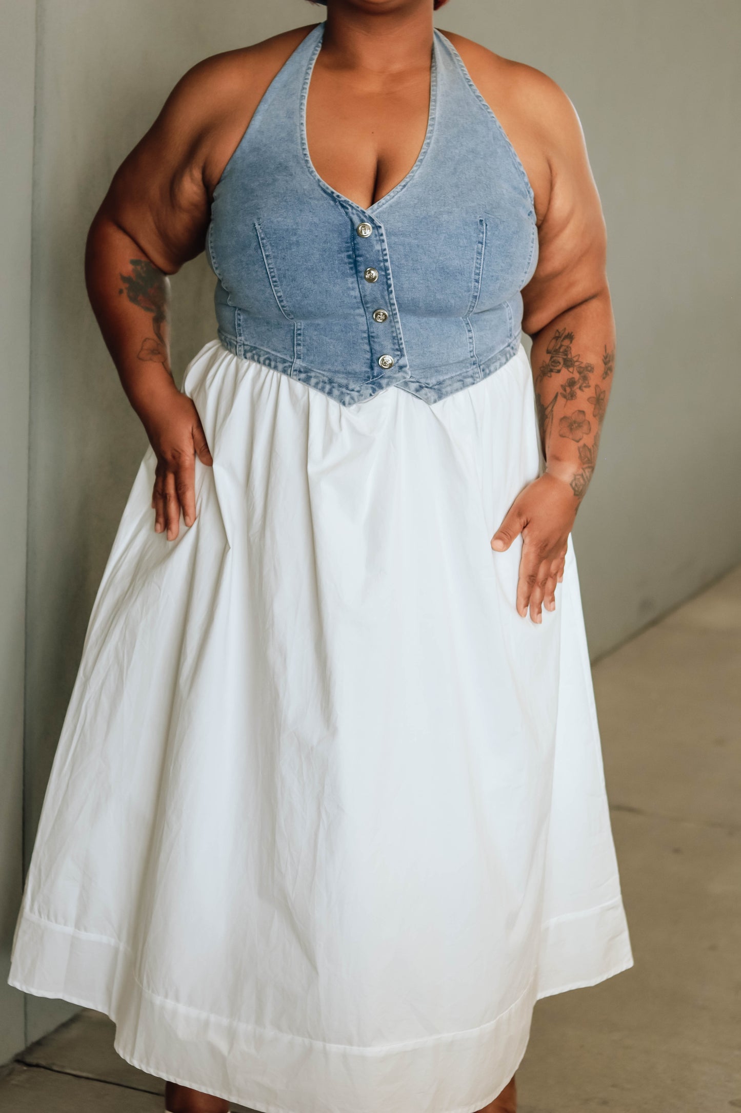 Stormy Midi Dress Curvy