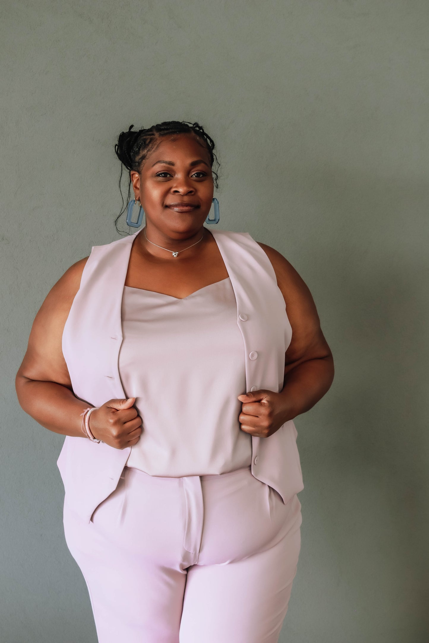 The Elara Vest Curvy- Lavender