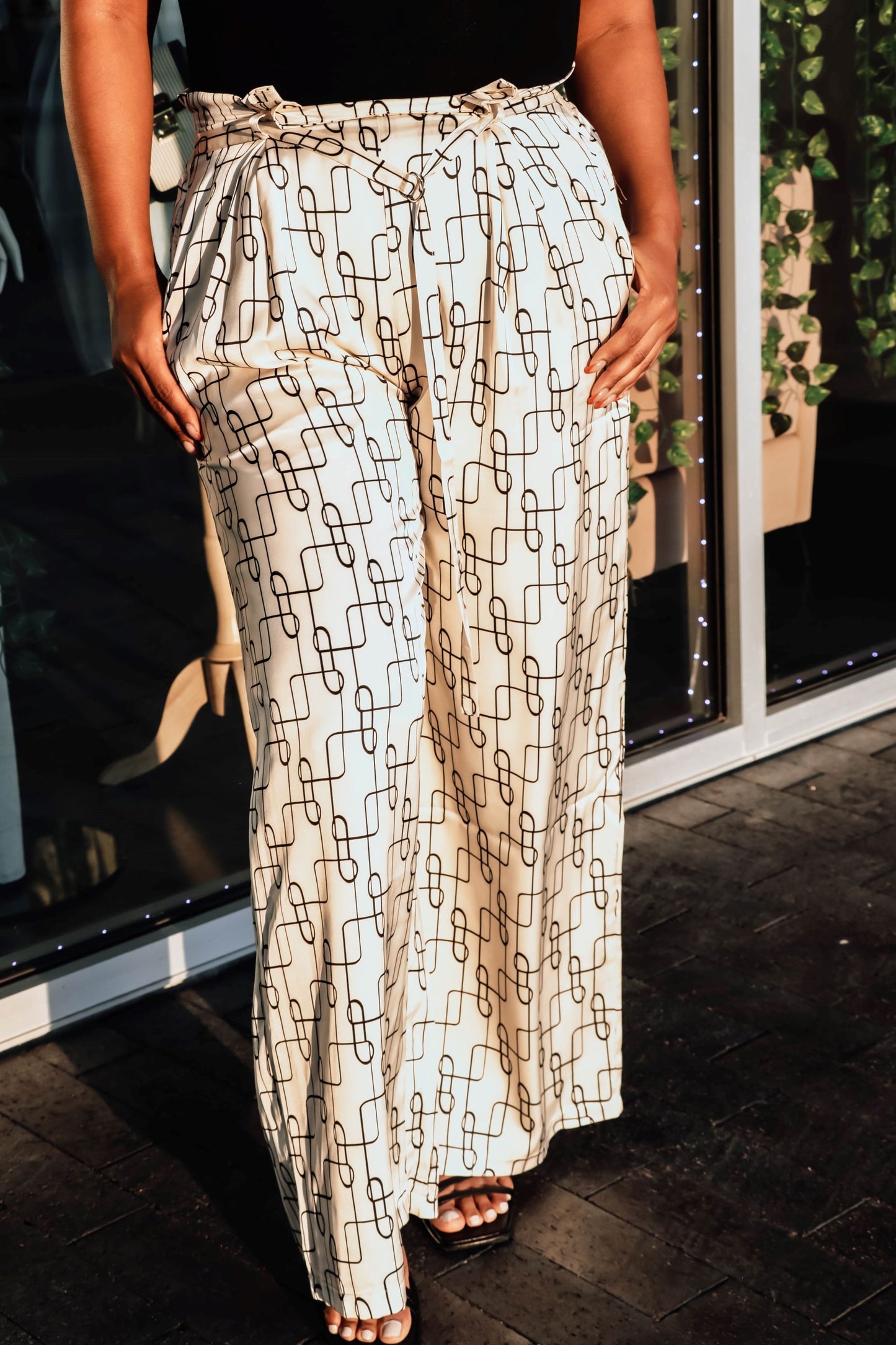 Amy Geo Print Pants - Champagne/ Black