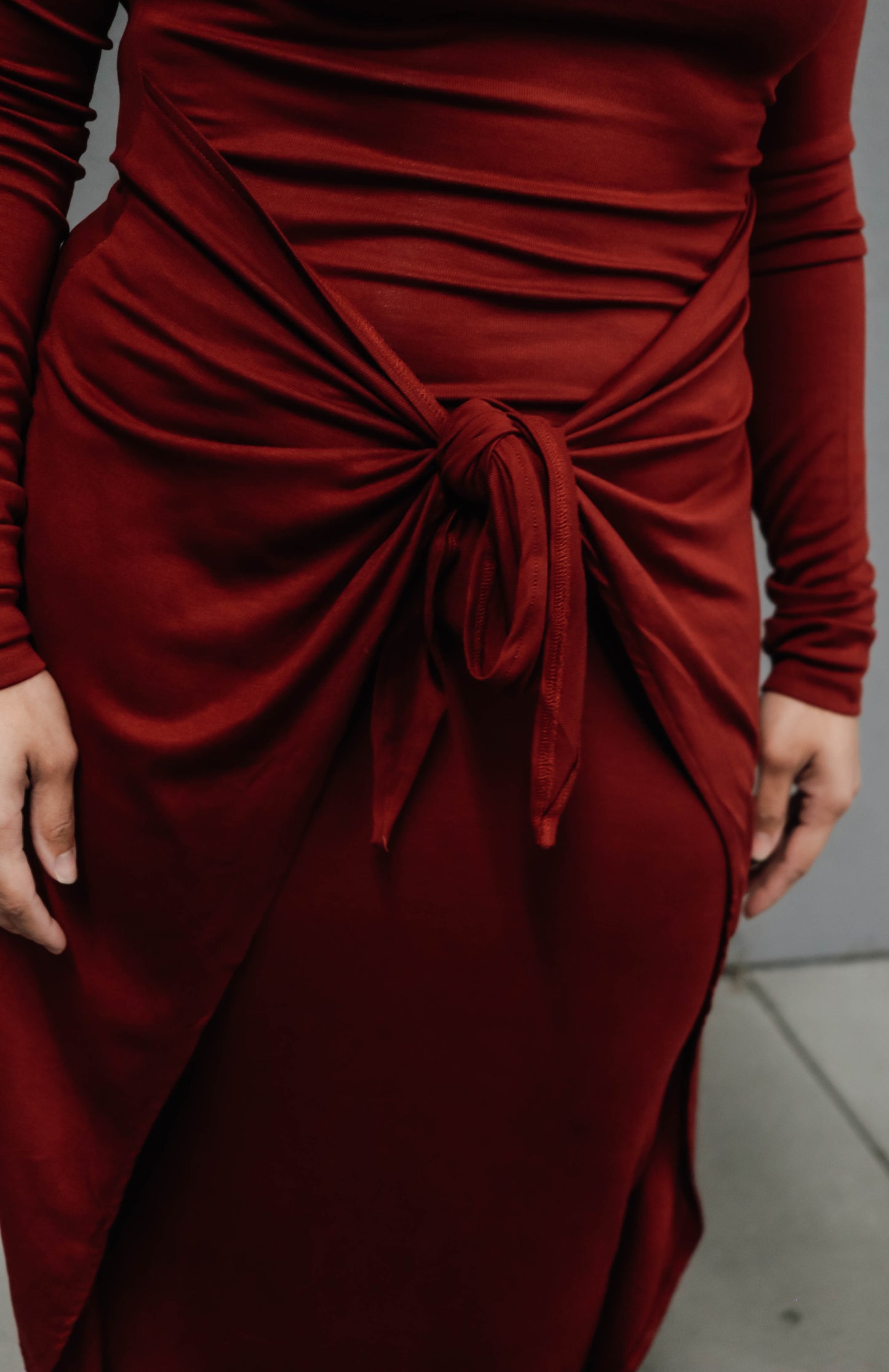 Ciara Maxi dress w/ wrap knot tie - Maroon