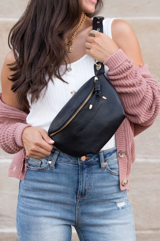 Chain Accent Crossbody - Black