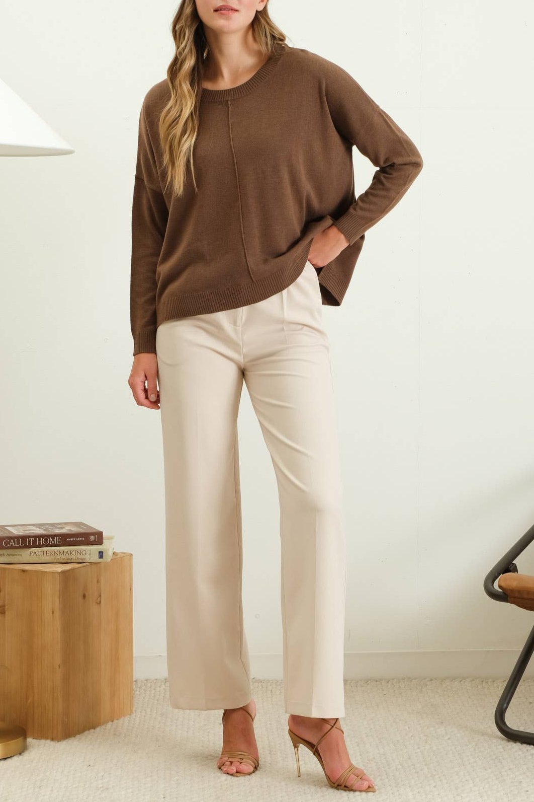 Lisa Essential Sweater - Brown