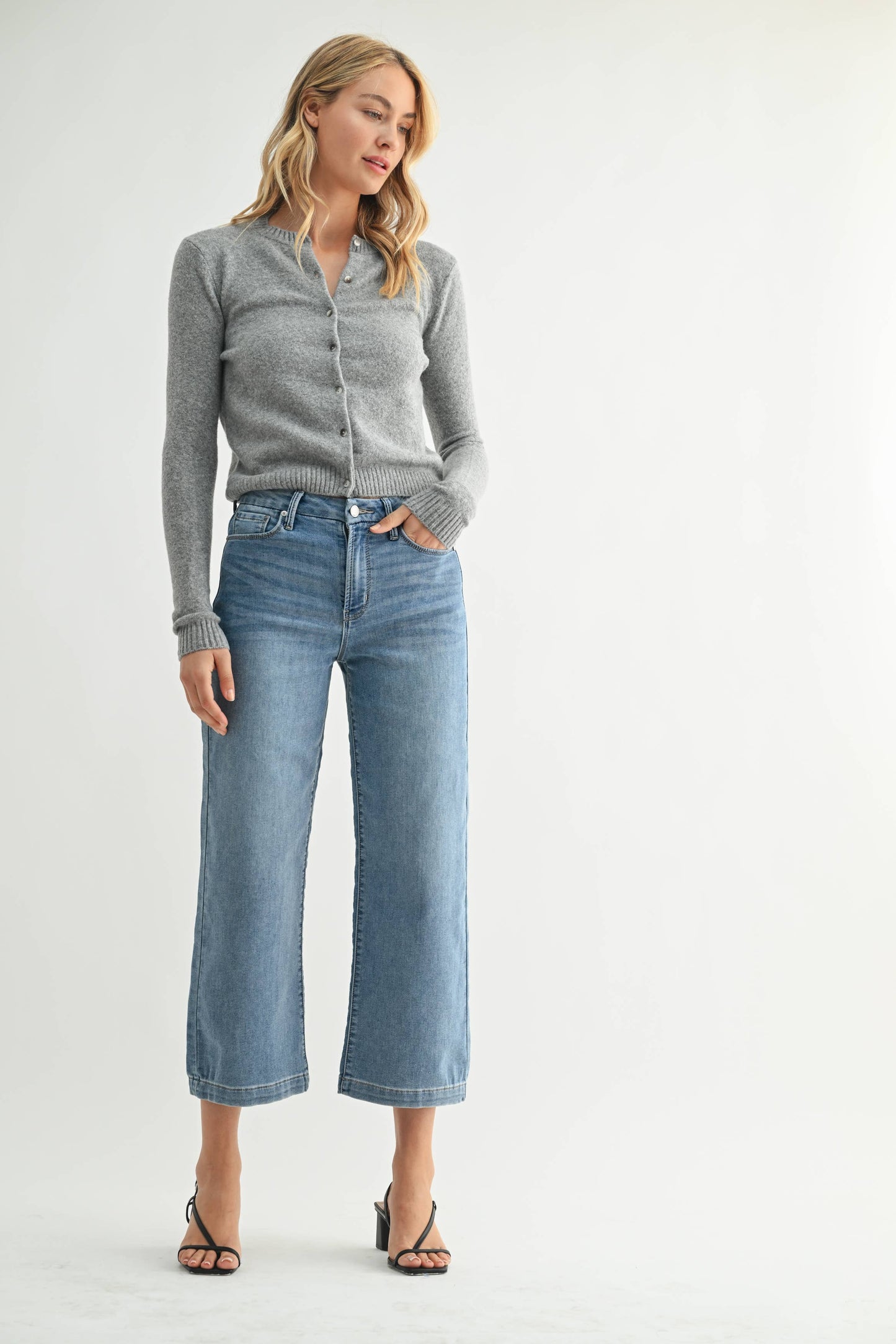 Hannah Cropped Wide Legs Jeans