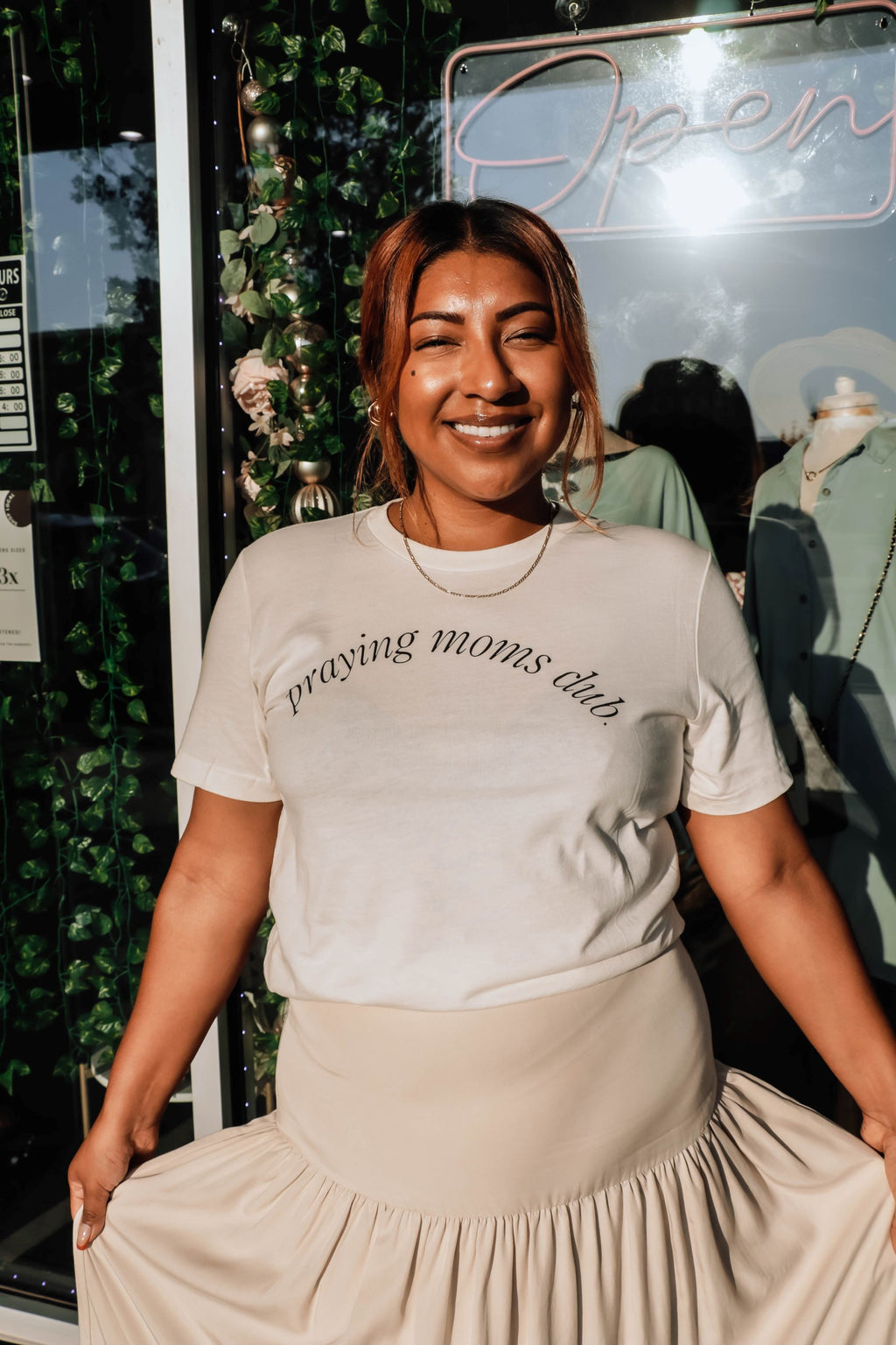 Praying Moms Club Tee: Vintage White