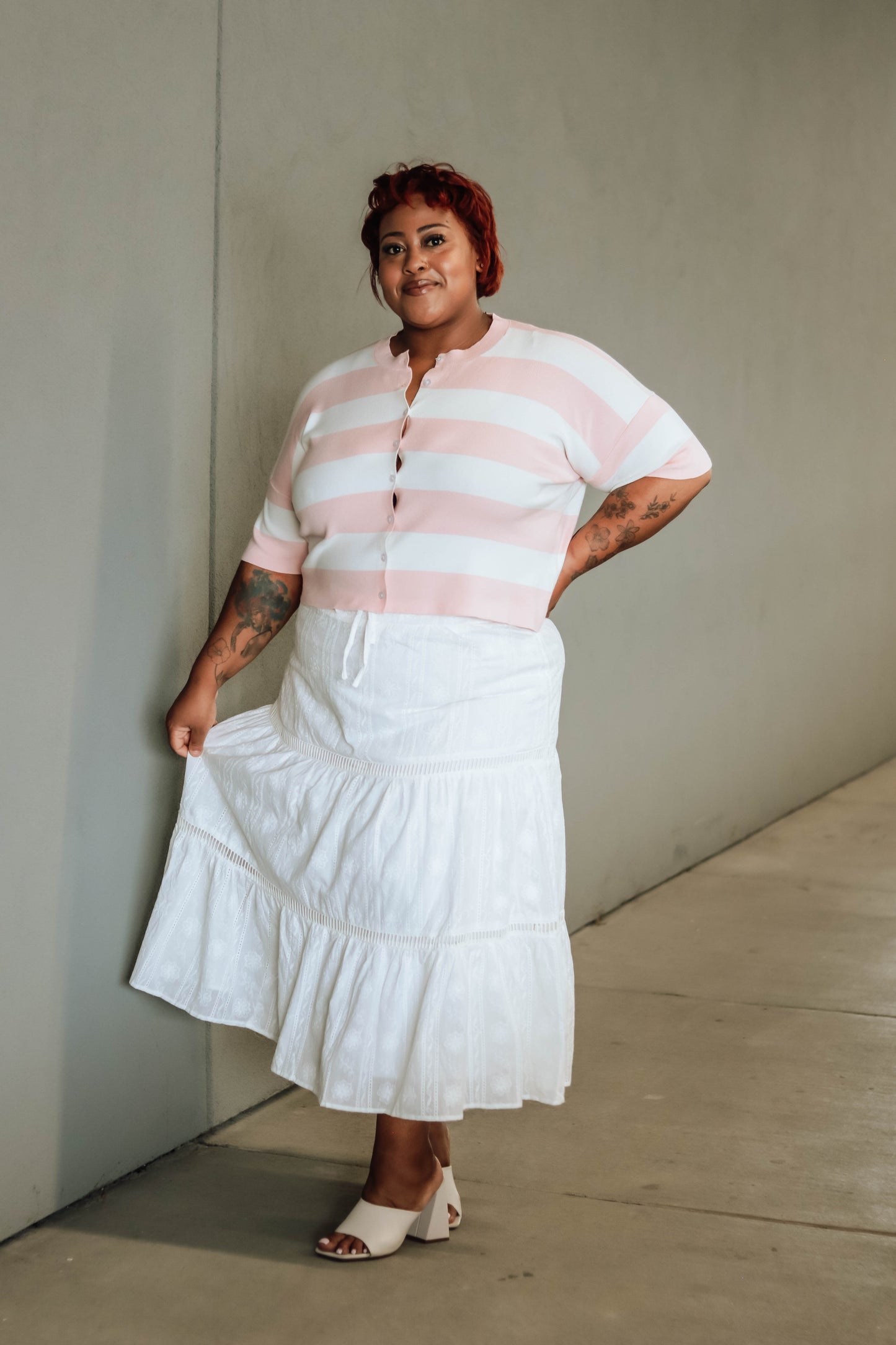 Floral Embroidered Maxi Skirt Curvy - White