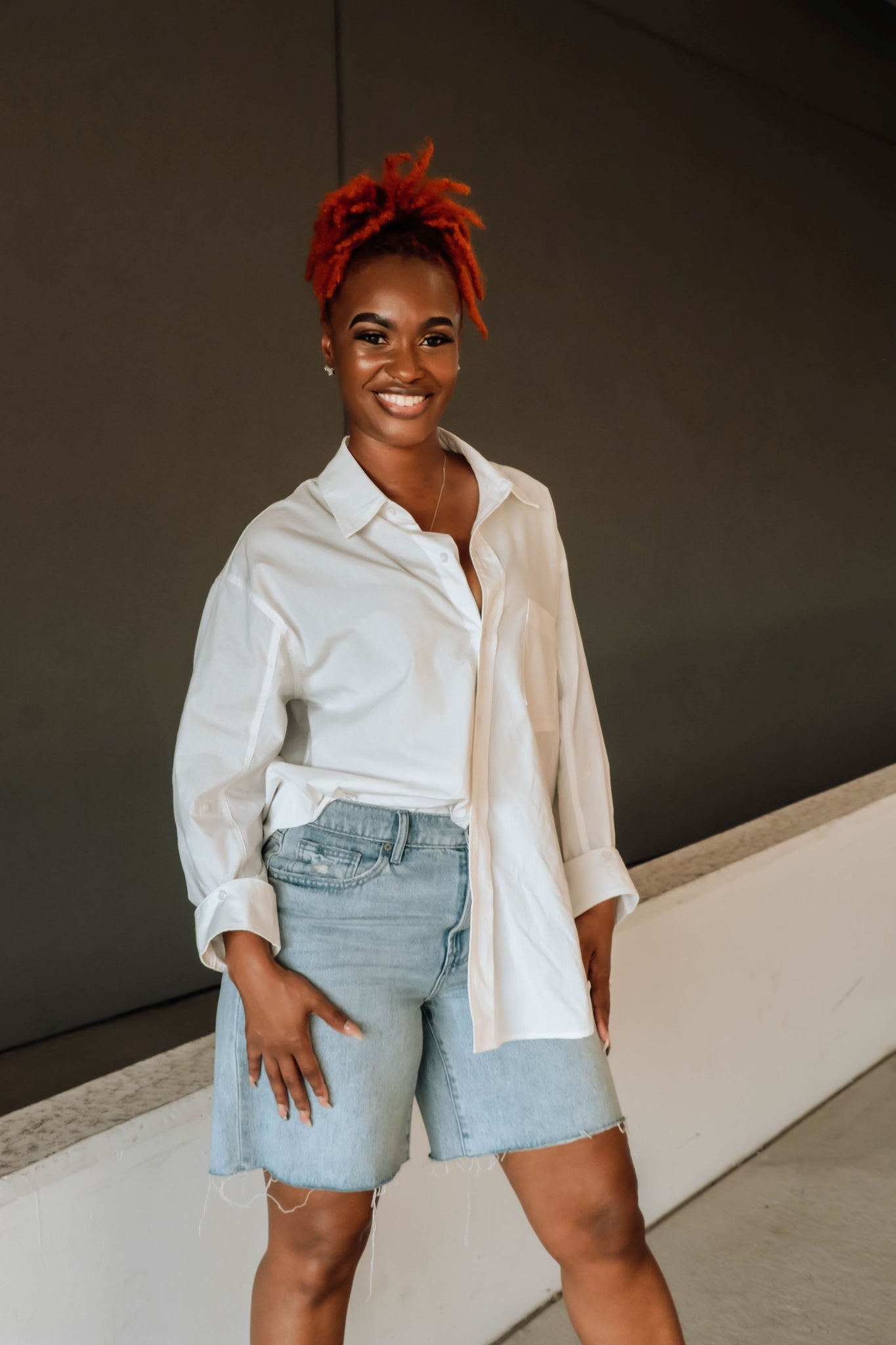 Fave Essential Button Down- White