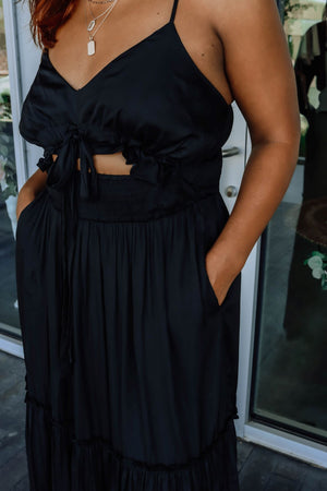 Top Tiered Maxi Dress - BLACK
