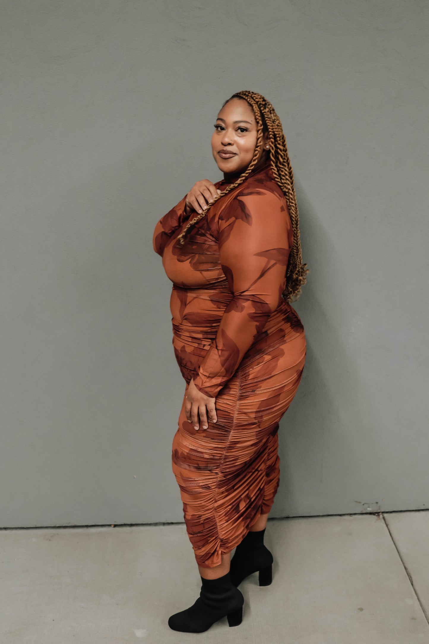 Amber mesh midi dress - Curvy