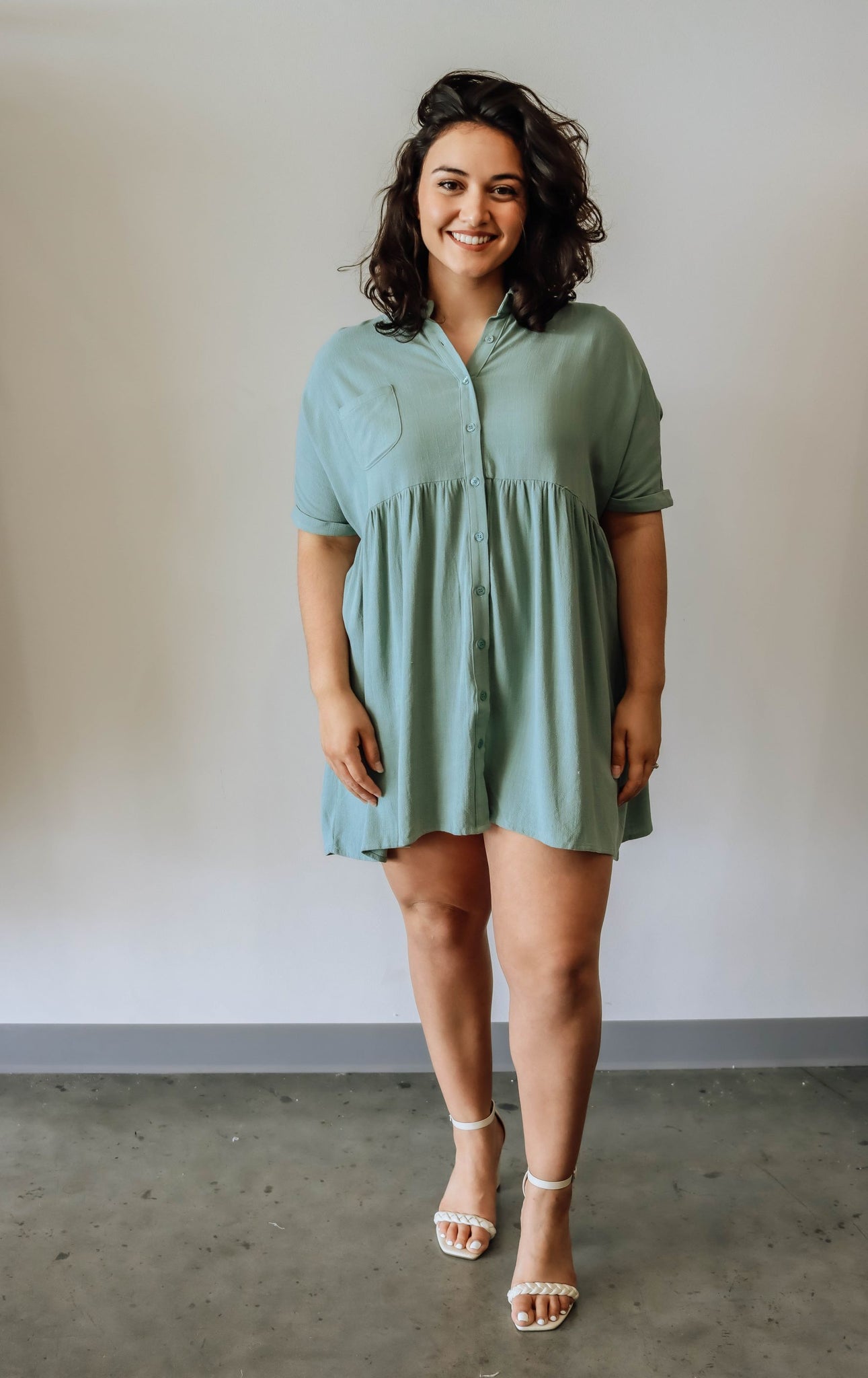 LINEN BUTTON DOWN BABY DOLL DRESS WITH POCKET - Sage