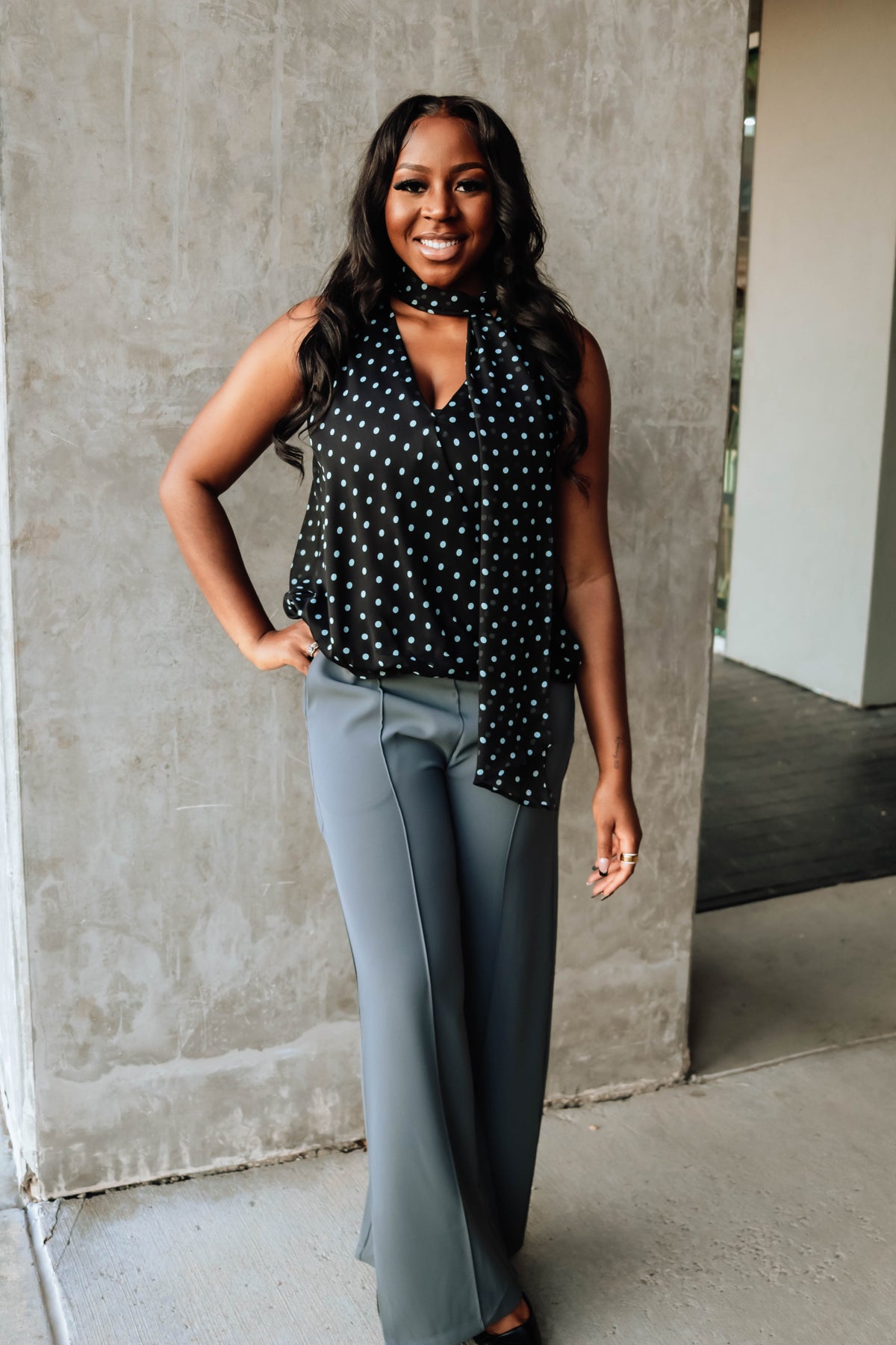 The Executive Wide-Leg Pant - Grey