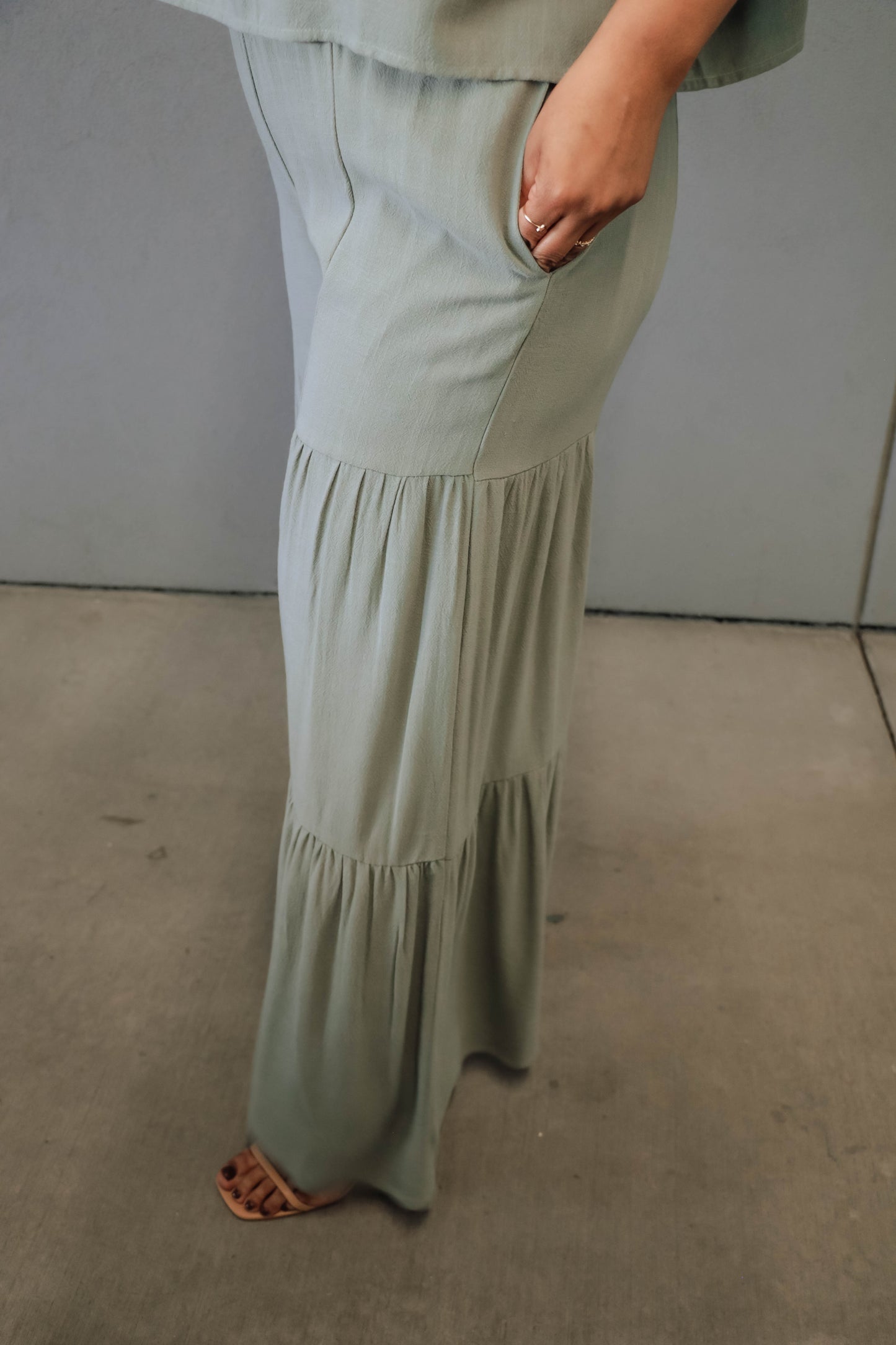 Carmen Flowy Soft Linen Pants - Sage