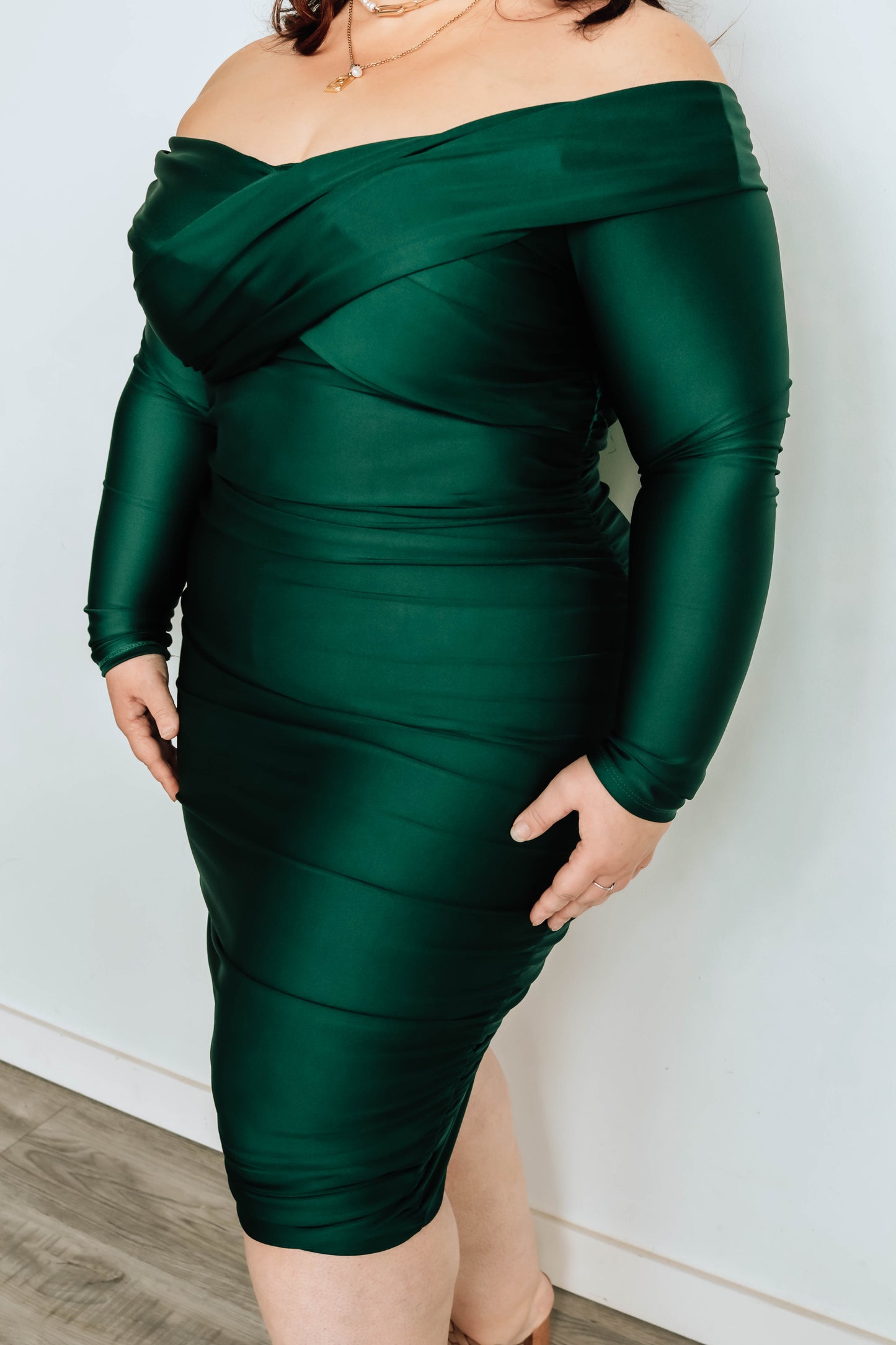 Natalie Midi Dress Curvy - Emerald Green