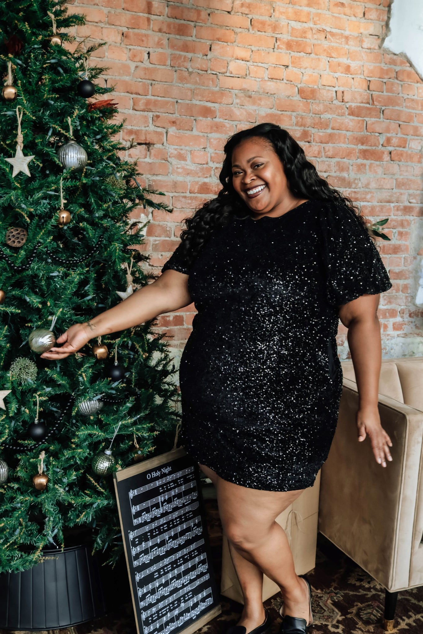 Holiday Me Dress Curvy - Black