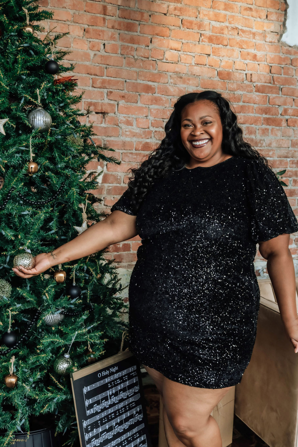 Holiday Me Dress Curvy - Black