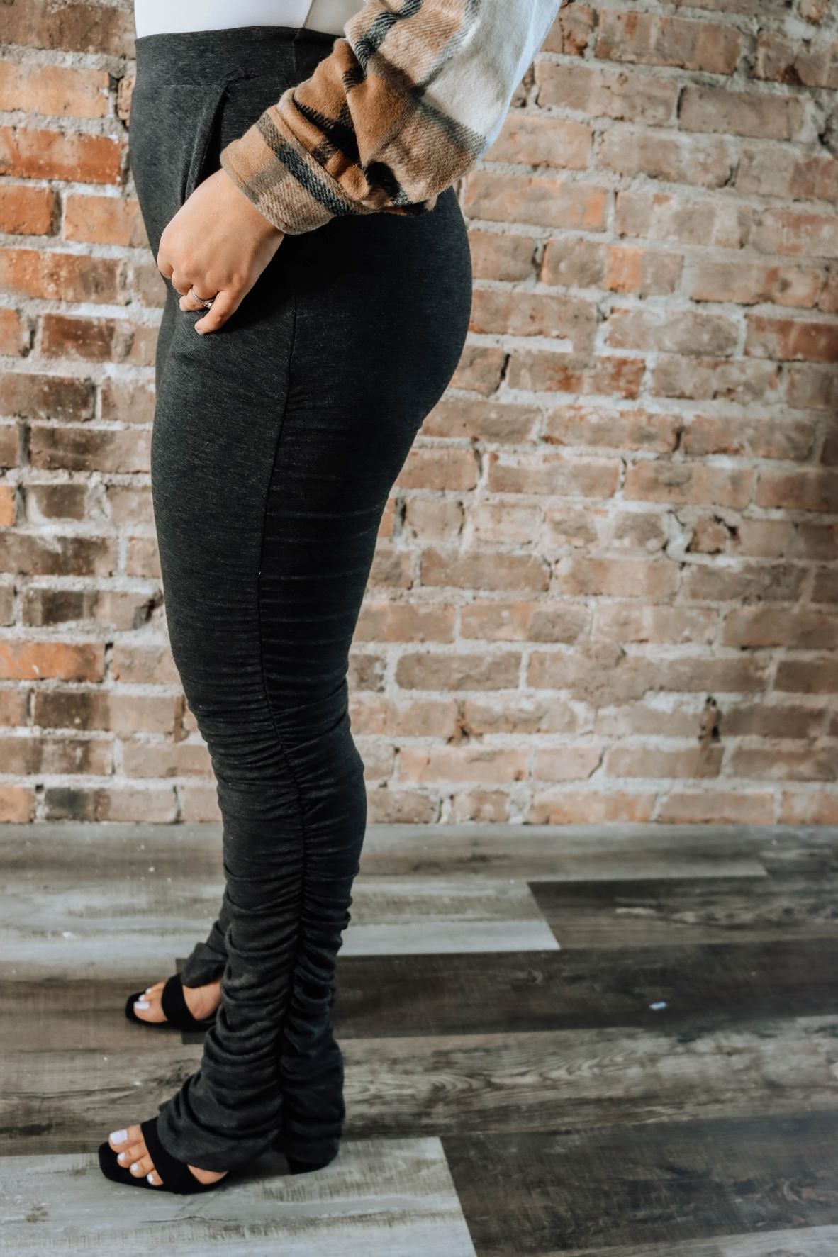 We Ready Stacked Leggings - Heather Charcoal – 2 Beatz Boutique